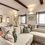 Apartment Maya Rhome Trastevere