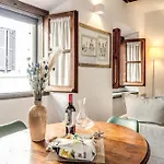 Maya Rhome Trastevere *